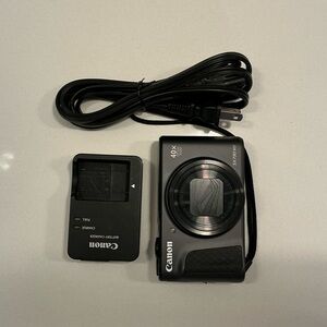 Canon Black Compact Camera with Charger